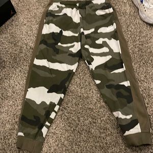 Nike joggers